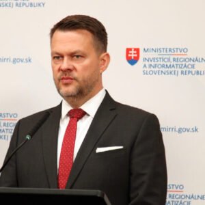 Migaľovo ministerstvo posiela 23 miliónov do regiónov: Zmeny pocítia školy, obce aj obyvatelia sídlisk