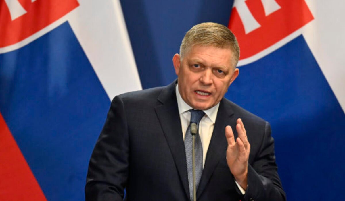 Fico by chcel nedeľné politické diskusie presunúť na pracovné dni, plánuje dohodu s predsedami strán – VIDEO