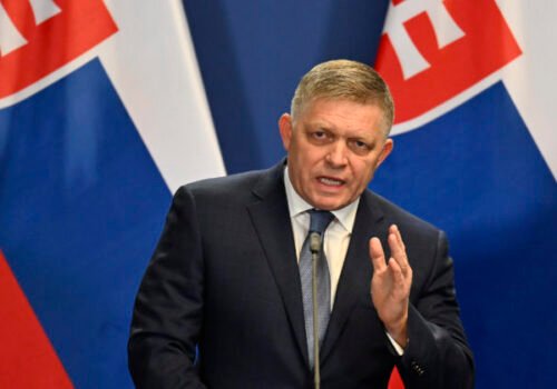 Fico by chcel nedeľné politické diskusie presunúť na pracovné dni, plánuje dohodu s predsedami strán – VIDEO