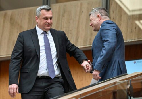 Vláda sa podľa Danka nerozpadne, ale Fico musí počúvať aj iných ľudí