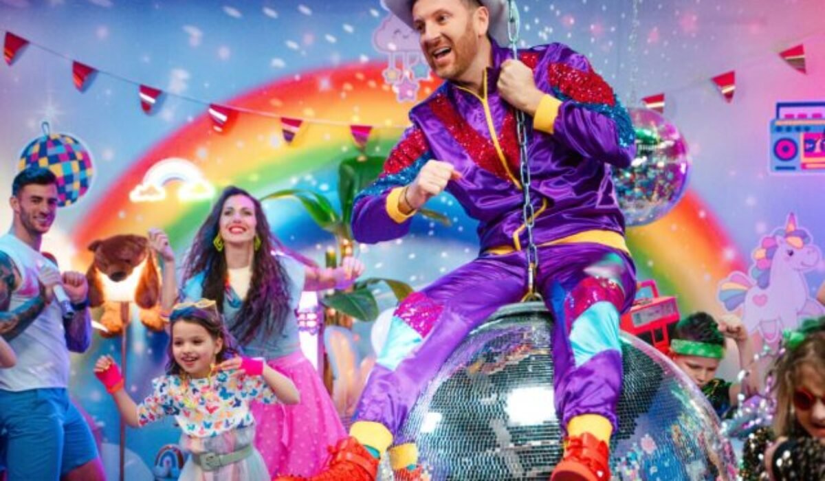 Zabudnite na Miley Cyrus, štafetu preberá Miro Jaroš – VIDEO, FOTO