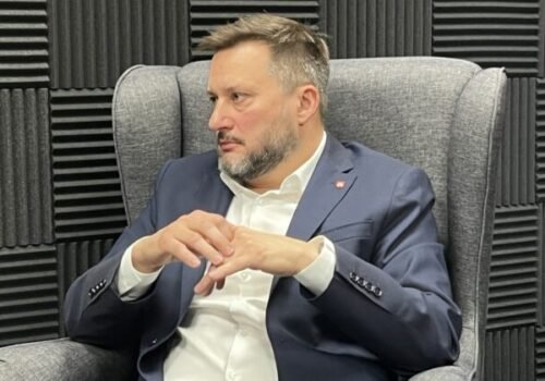 Blížime sa k bodu najnižšej zadlženosti mesta, tvrdí bratislavský primátor Vallo – VIDEO