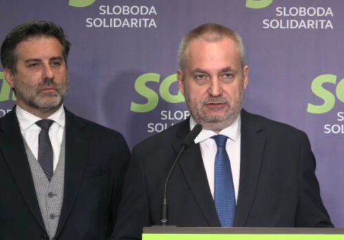 Liberáli sa obrátili na generálnu prokuratúru, Rada STVR podľa nich postupuje v rozpore so zákonom – VIDEO