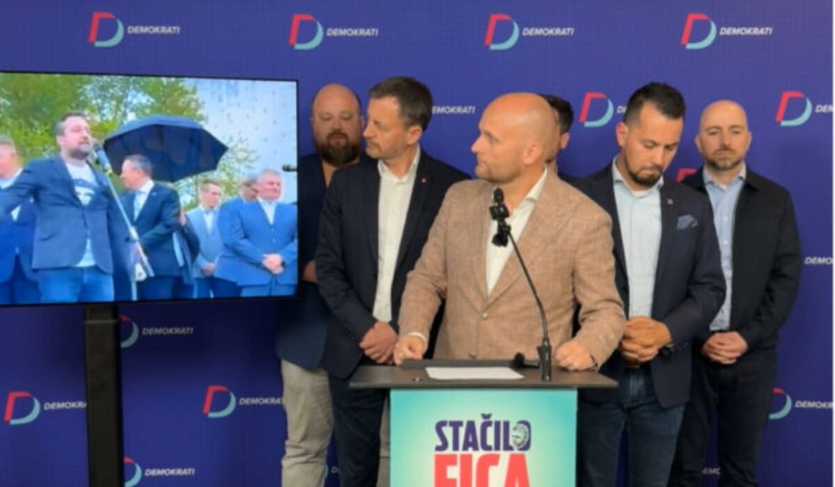 Demokrati odmietajú zaťahovanie strany do atentátu na Fica, podľa nich ide o prekrývanie skutočných problémov – VIDEO, FOTO