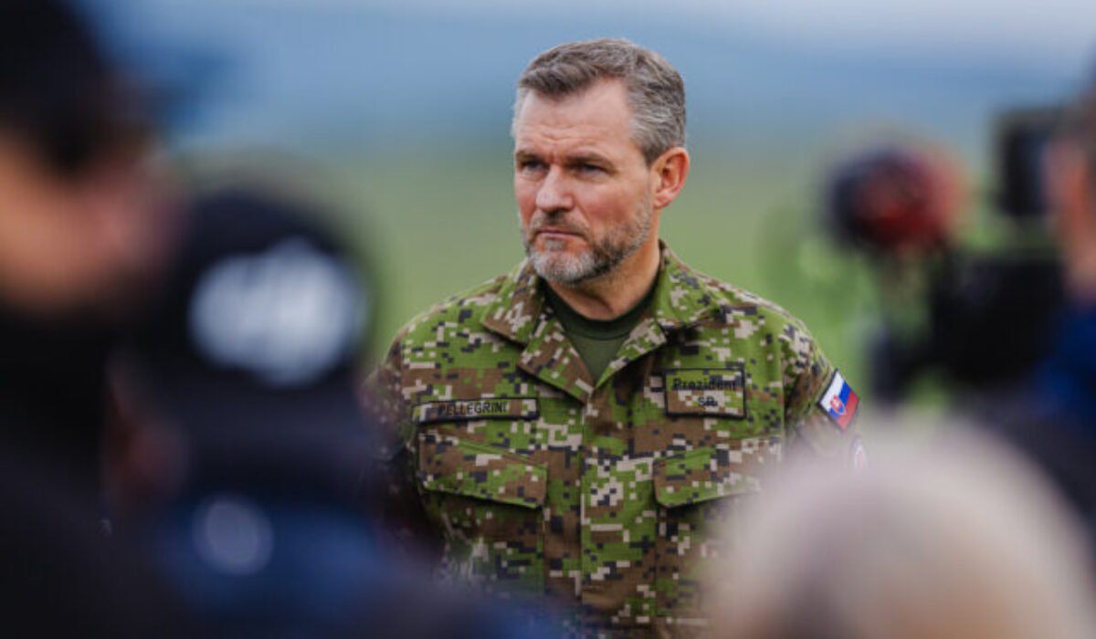 Pellegrini: Armáda musí byť vybavená najlepšie, ako sa dá. Aj kvôli skúsenostiam z Ukrajiny – VIDEO