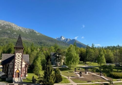 V Starom Smokovci vytvorili Ružencovú záhradu, inšpirovali sa Poľskom – FOTO
