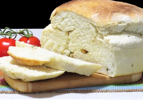 Mäkučký domáci chlieb s cesnakom a rozmarínom