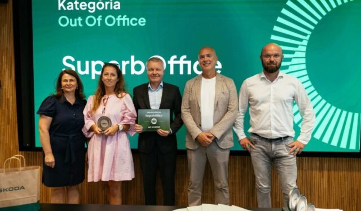 Škoda Superb zvíťazila v kategórii Out of Office v súťaži CBRE Office Roka