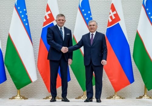 Fico rokoval s prezidentom Uzbekistanu o hospodárskej spolupráci, ambíciou je zvýšiť vzájomný obrat na 100 miliónov eur – VIDEO, FOTO