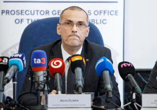 Žilinka napokon doživotnú rentu nedostane, parlament neprelomil veto prezidenta