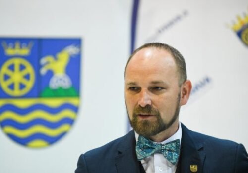 SK8 nesúhlasí s postupom Ficovej vlády, zrazenie eurofondov v hodnote 200 miliónov eur ide proti záujmom samospráv