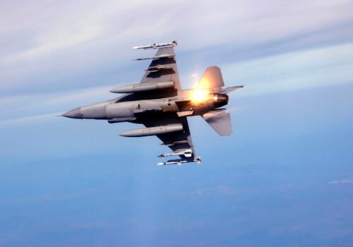 Izrael oznámil zabitie troch iránskych veliteľov počas bombardovania