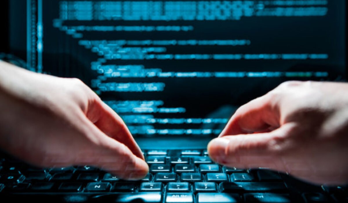 CSIRT otvoril nové laboratórium na posilnenie hardvérovej bezpečnosti a odhaľovanie kybernetických útokov