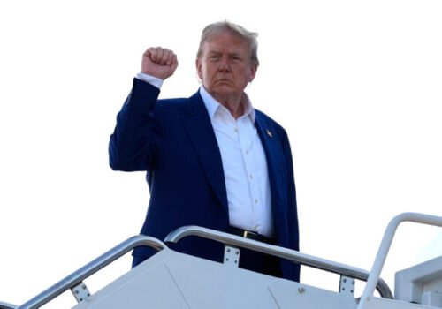 Trump pred samitom NATO opäť spochybnil kolektívnu obranu