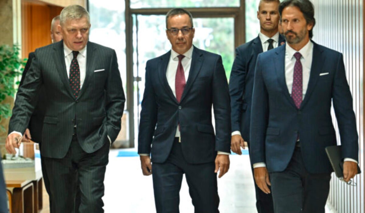 Fico nepredpokladá závažné zásahy do fungovania sociálneho systému, 13. dôchodok označil za nedotknuteľný