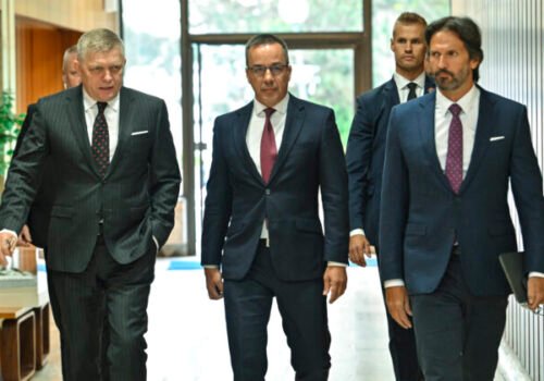 Fico nepredpokladá závažné zásahy do fungovania sociálneho systému, 13. dôchodok označil za nedotknuteľný