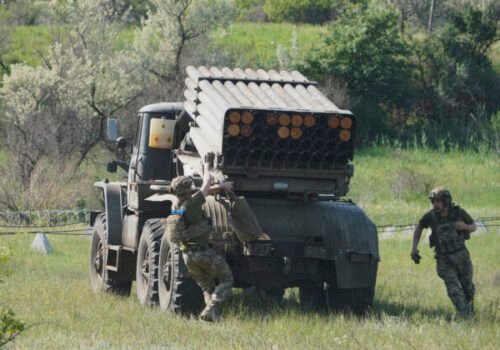 Rusko na Ukrajine za uplynulý deň stratilo ďalších takmer tisíc vojakov