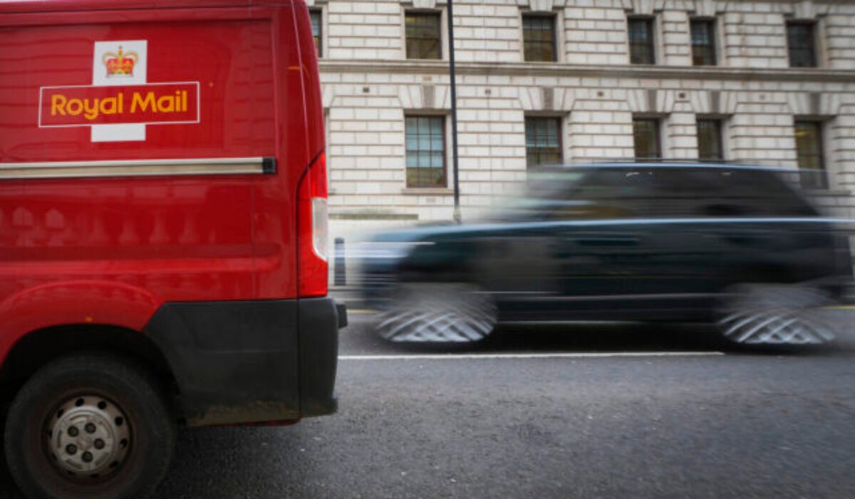 Šéfom britskej pošty Royal Mail sa stal český miliardár