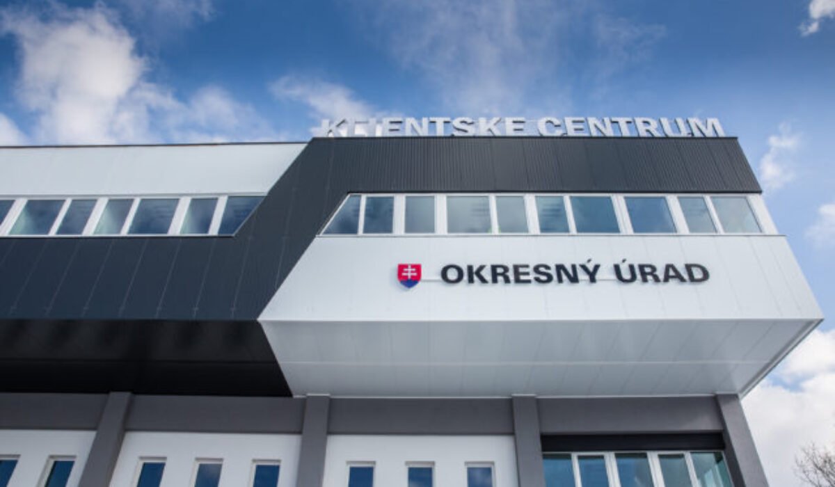 Dlhému čakaniu v radoch na doklady je koniec, v Bratislave otvoria druhé klientské centrum