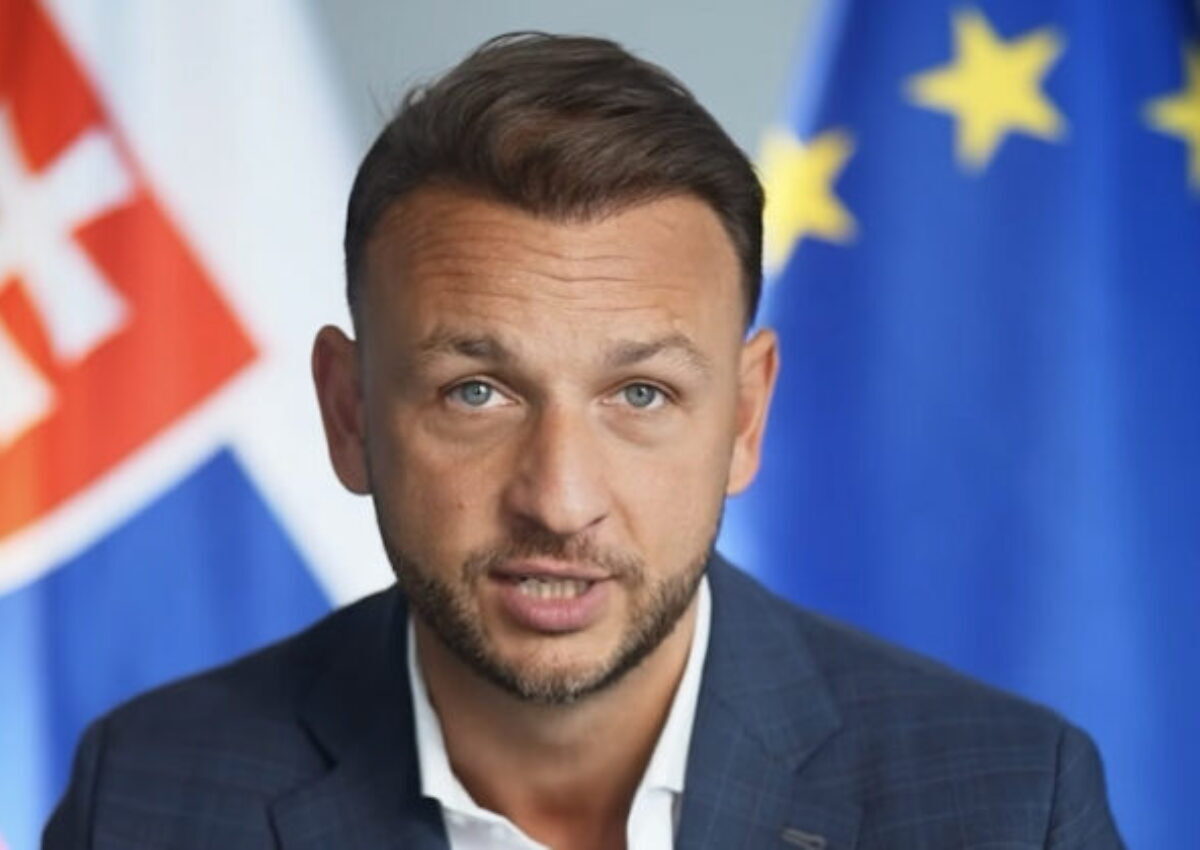 Návrh zákona o lobingu predložili do pripomienkového konania, podľa Šutaja Eštoka vychádza z európskych štandardov