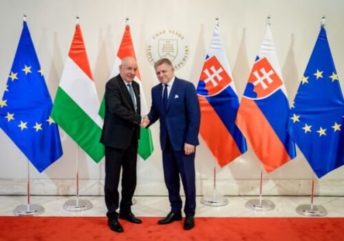 Premiér Fico sa stretol s maďarským prezidentom Sulyokom, chcú prehlbovať spoluprácu – FOTO
