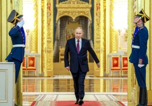 Ruský mocnár Putin Trumpovi povedal, že Moskva sa cieľov na Ukrajine nevzdá