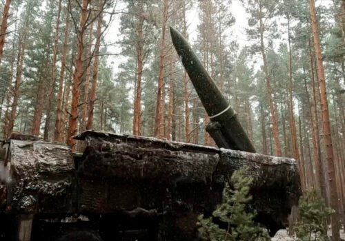 Putin hneď po telefonáte s Trumpom na Ukrajinu vypálil rekordných 550 dronov a rakiet