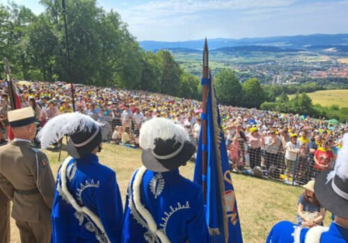 Mariánska hora prilákala počas víkendu 300-tisíc pútnikov. Levoča si pripomenula odkaz Jána Pavla II. – FOTO