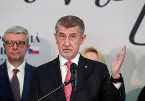 Predvolebné preferencie lídra českej opozície Babiša klesli pod 30 percent
