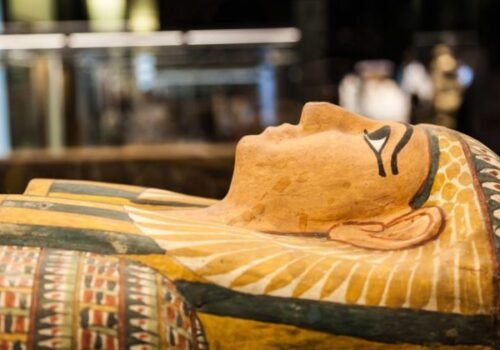 Belgicko odovzdalo späť Egyptu približne 2 000 rokov starý sarkofág