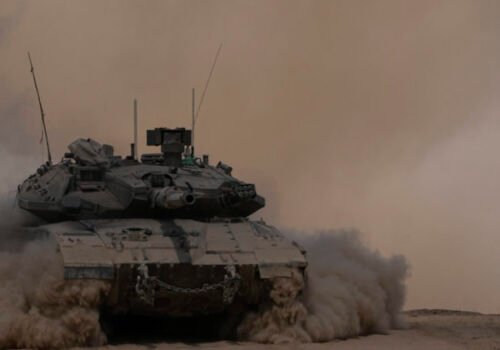 Gaza bola v noci zasiahnutá niekoľkými izraelskými leteckými útokmi, zahynuli desiatky Palestínčanov
