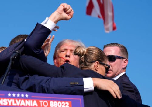 Americkú tajnú službu v súvislosti s atentátom na Trumpa obvinili z kaskády zlyhaní – FOTO