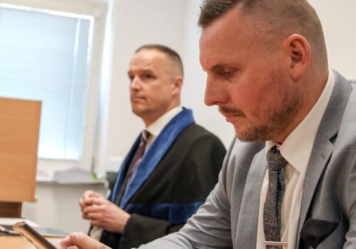 Súd rozhodne, či ponechá obžalovaného Bombica vo väzbe. Obhajoba označuje ďalšie obvinenie za účelové