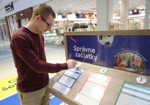 Zákazníci Tesca môžu hlasovaním podporiť najlepšie lokálne projekty pre deti a mladých