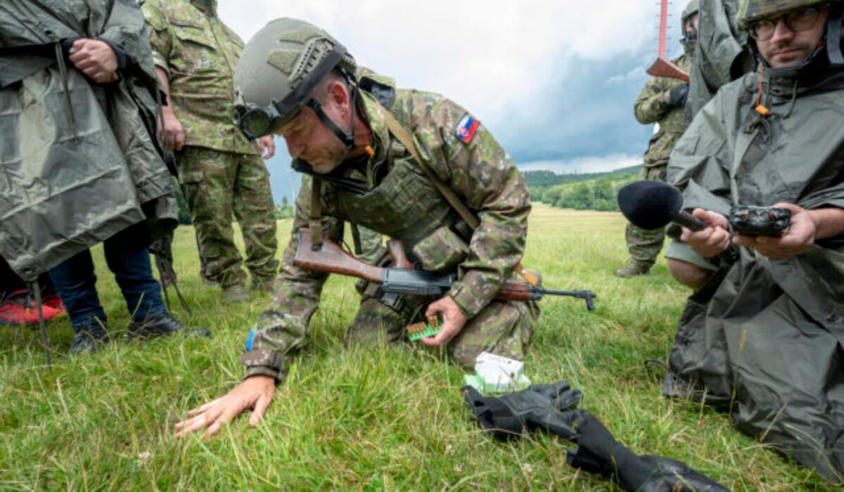 17022_68791a12d2534795426736-640x420.jpg Pellegrini si počas vojenského výcviku siahol na dno síl, svoju účasť považuje za správne rozhodnutie – VIDEO