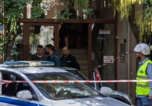 Výbuch v Grécku zranil dvoch ľudí, incident vyšetruje protiteroristická polícia