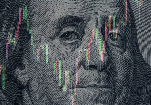 Americké akciové trhy uzavreli zmiešane, ale Nasdaq a S&P 500 stúpli na nové rekordy