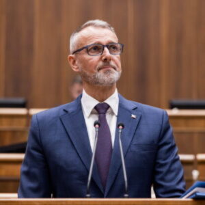 Raši rokoval s českým ministrom priemyslu a obchodu o energetickej bezpečnosti aj koordinácii vo V4