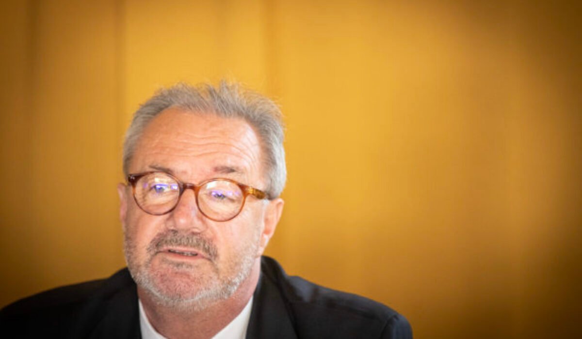 17586_img_6224-640x420.jpg Bývalý predseda najvyššieho súdu Šikuta sa vzdal funkcie sudcu