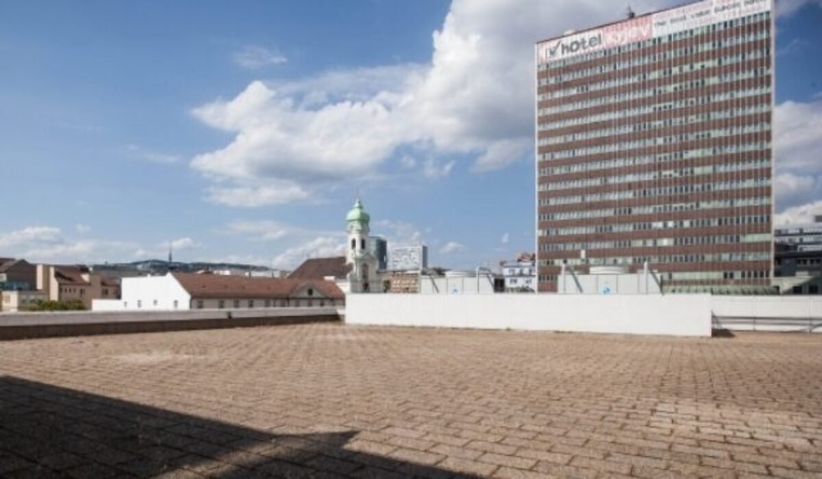 Bývalý hotel Kyjev je národnou kultúrnou pamiatkou, rozhodnutie môže skomplikovať plánovanú rekonštrukciu