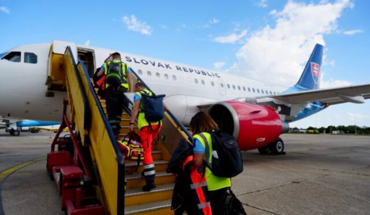 Slovenský záchranný tím evakuoval z Gazy ďalšie choré deti s rodinami, Šutaj Eštok hovorí o prejave solidarity – FOTO