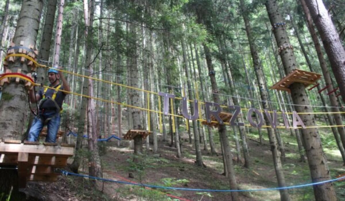 V rekreačnej zóne Turzov otvorili lanový park – FOTO