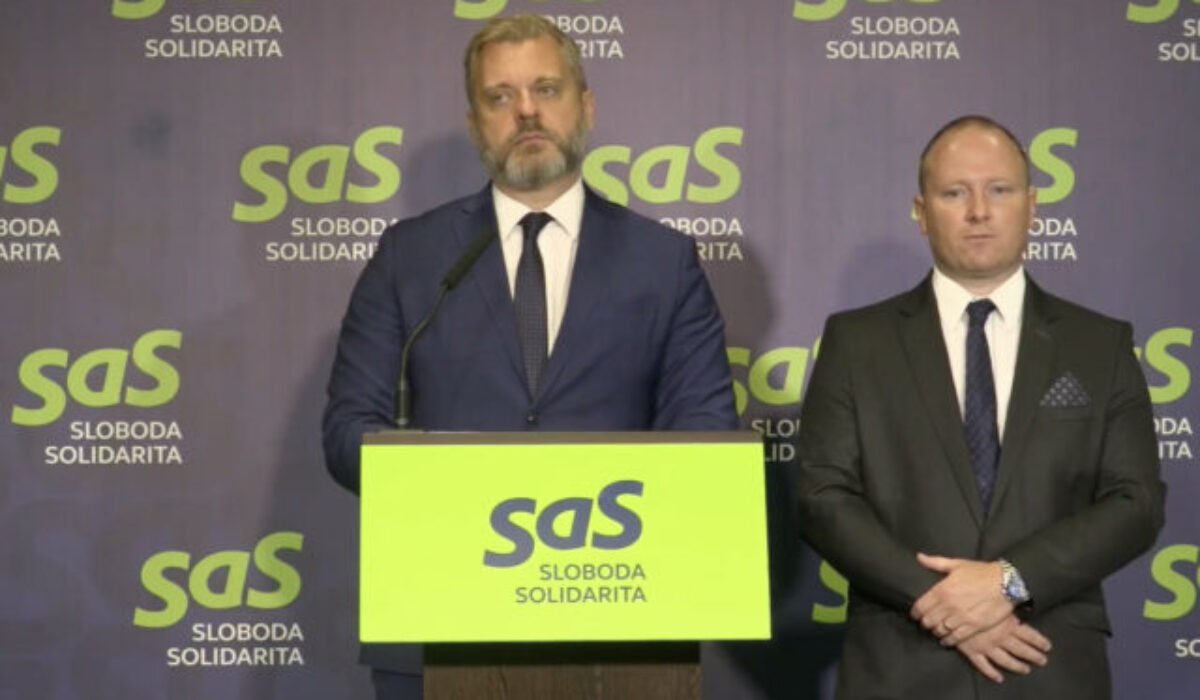 Šutaj Eštok podľa liberálov vyhodil ďalší milión za analýzu, ktorá už existuje a je nevyužitá – VIDEO