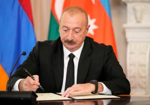 Azerbajdžan poskytol Ukrajine pomoc 2 milióny dolárov, uvažuje aj o dodávkach zbraní