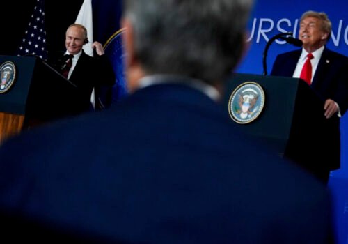 Putin údajne požaduje od Ukrajiny odovzdanie Donbasu, Trump mal podporiť jeho návrh