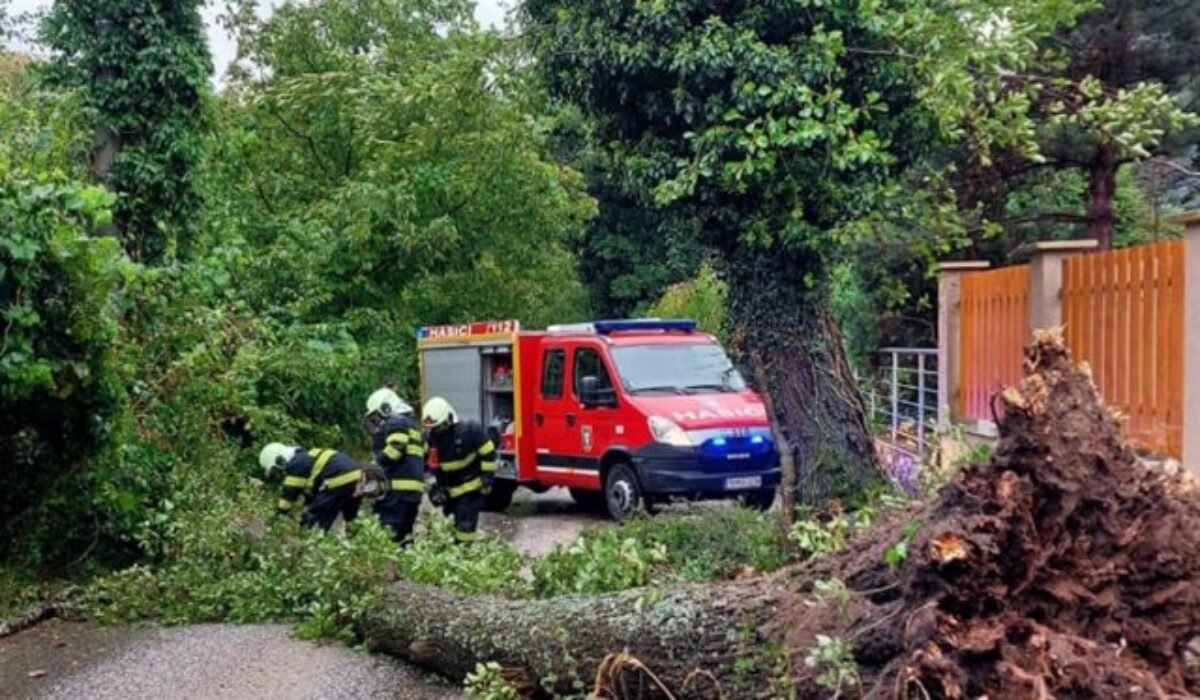 Štát dá vyše 1,3 milióna eur samosprávam, preplatí im náklady na riešenie mimoriadnych situácií