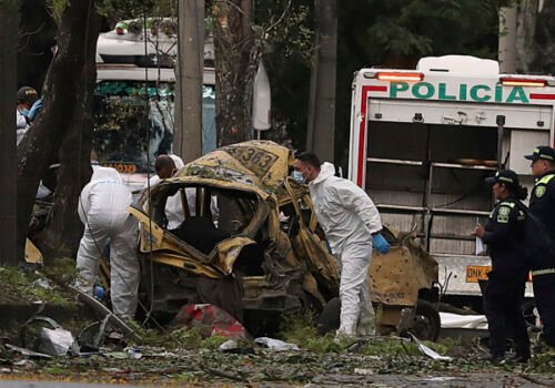 Výbuch bomby v Kolumbii pred vojenskou leteckou školou zabil najmenej päť ľudí