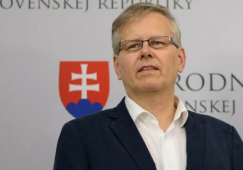 Súd oslobodil lekára Liptáka, stíhaný bol pre podnecovanie počas pandémie COVID-19