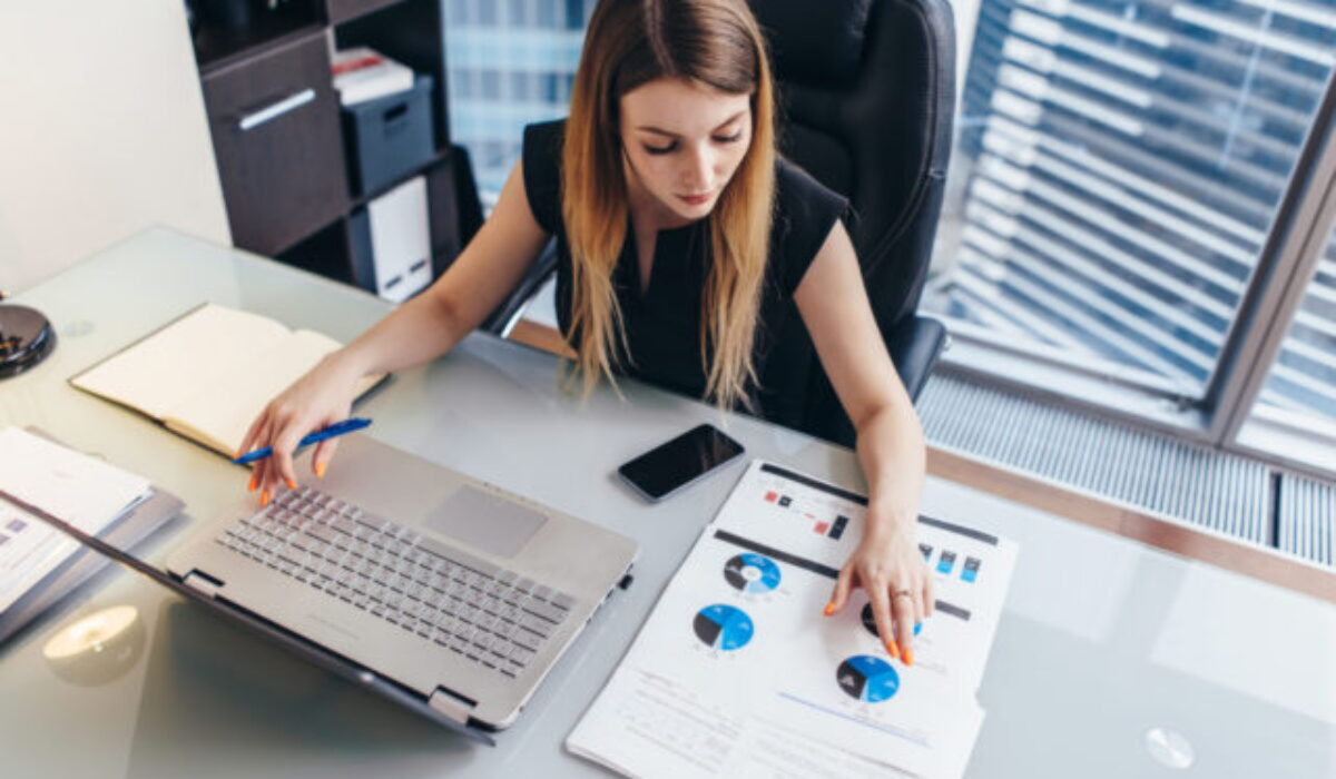 Slováci si potrpia na vhodné pracovné podmienky, okrem teploty a kvality vzduchu je pre nich dôležitá aj ponuka kávy či čaju