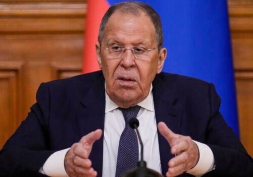 Lavrov: Západ sa snaží zablokovať rozhovory o mieri na Ukrajine